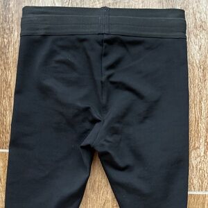 BCBGMAXAZRIA black leggings Size XS Inseam 27